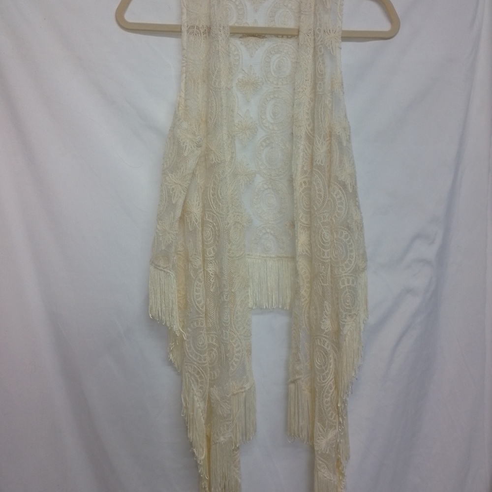 Cream Lace Fringe Scarf